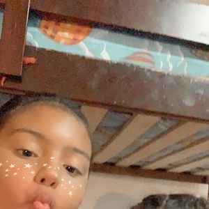 Meet your Posher, Monica